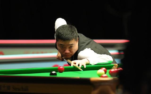 舆论的漩涡 舆论的漩涡