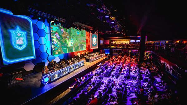 同时避免被 同时避免被