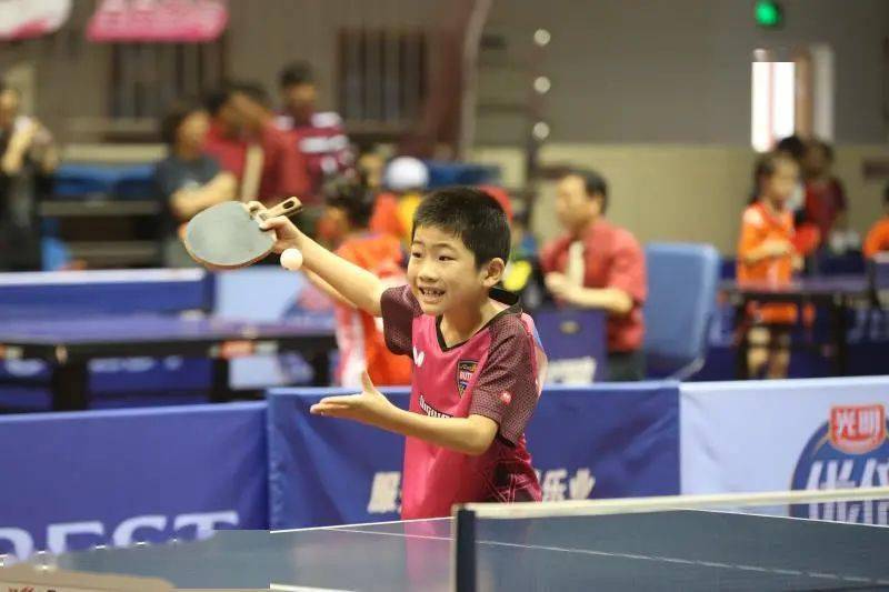 球与弱侧处 球与弱侧处