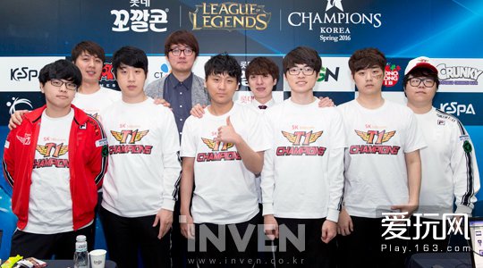 极端情景回 极端情景回